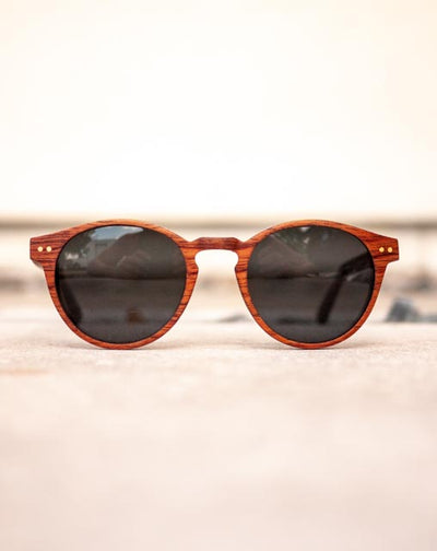 Light Walnut Round Wood Sunglasses